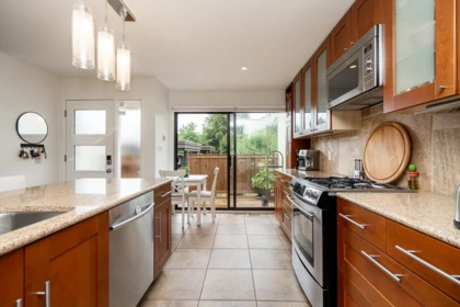 7393 Montecito Drive, Burnaby, BC, Burnaby — Townhouse for sale