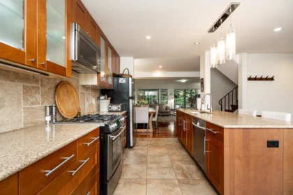 7393 Montecito Drive, Burnaby, BC, Burnaby — Townhouse for sale