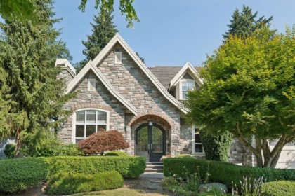 14185 33 Avenue, Surrey, BC, Surrey — Single Family Residence for sale