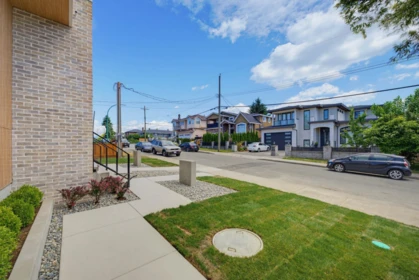 1 5137 Lorraine Avenue, Burnaby, BC, Burnaby — Half Duplex for sale