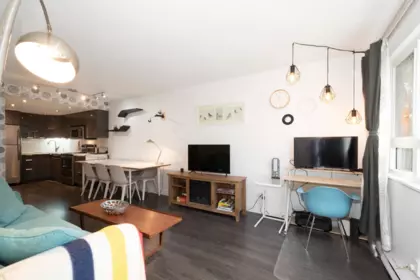 Kitchen Photo of 207 1990 W 6th Avenue, Vancouver, BC