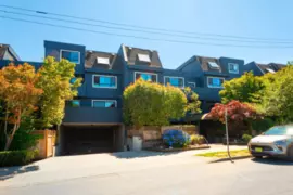 207 1990 W 6th Avenue, Vancouver, BC