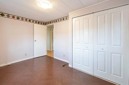 Hallway Photo of 15810 Norfolk Road Road, Surrey, BC