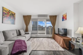 1908 1060 Alberni Street, Vancouver, BC
