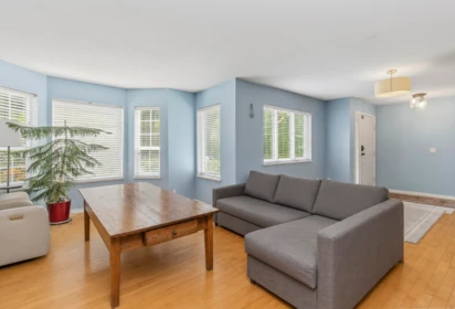 1827 Mamquam Road, Squamish, BC, Squamish — Single Family Residence for sale