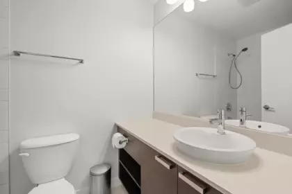 Primary Bathroom Photo of 306 18818 68 Avenue, Surrey, BC