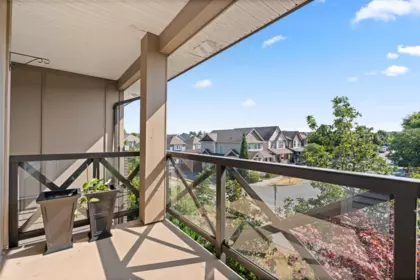 Staircase Photo of 306 18818 68 Avenue, Surrey, BC