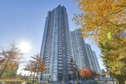 2215 13750 100 Avenue, Surrey, BC, Surrey — Apartment/Condo for sale