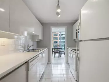 Primary Bathroom Photo of 701 2288 Pine Street, Vancouver, BC