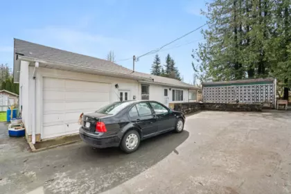 Breakfast Nook Photo of 3132 Bradner Road, Abbotsford, BC
