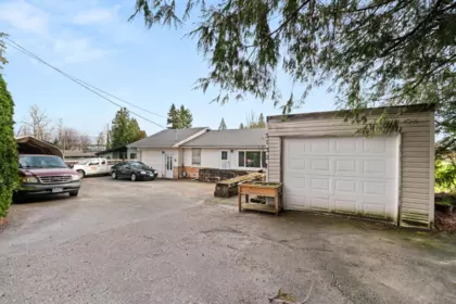 Kitchen Photo of 3132 Bradner Road, Abbotsford, BC