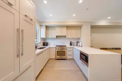 Breakfast Nook Photo of 7519 Yukon Street, Vancouver, BC