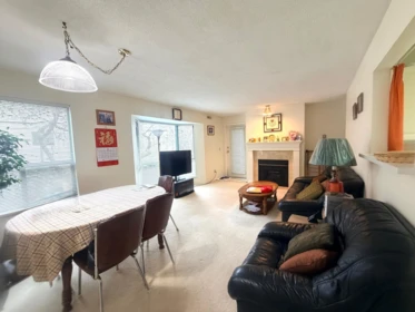 203 5250 Victory Street, Burnaby, BC, Burnaby — Apartment/Condo for sale