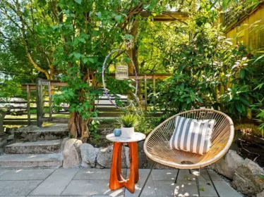 Hot Tub / Spa Photo of 4399 Quebec Street, Vancouver, BC
