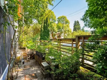 Outdoor Kitchen Photo of 4399 Quebec Street, Vancouver, BC