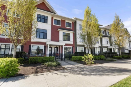 11 27735 Roundhouse Drive, Abbotsford, BC, Abbotsford — Townhouse for sale