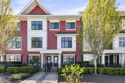 11 27735 Roundhouse Drive, Abbotsford, BC, Abbotsford — Townhouse for sale