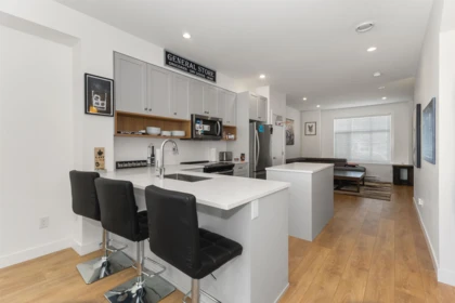 Kitchen Island Photo of 11 27735 Roundhouse Drive, Abbotsford, BC