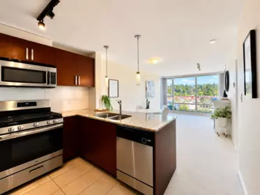 Kitchen Photo of 909 9888 Cameron Street, Burnaby, BC