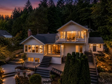 4043 Rose Crescent, West Vancouver, BC, West Vancouver — Single Family Residence for sale