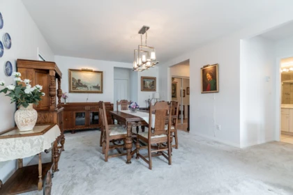 Kitchen Island Photo of 202 1131 55 Street, Delta, BC