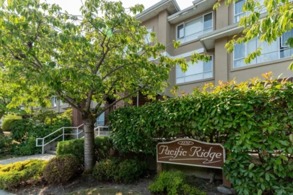 202 1131 55 Street, Delta, BC, Delta — Apartment/Condo for sale