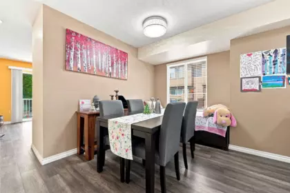 Kitchen Island Photo of 9 12778 66 Avenue, Surrey, BC