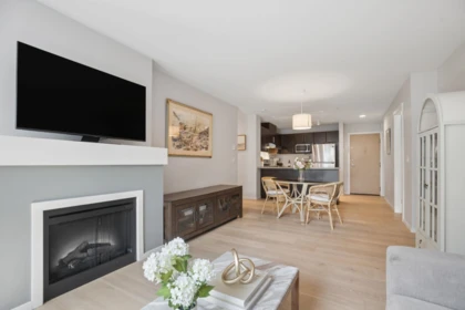 Kitchen Photo of 109 600 Klahanie Drive, Port Moody, BC