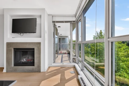 Family Room Photo of 322 9373 Hemlock Drive, Richmond, BC
