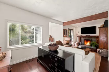 Kitchen Photo of 359 Ioco Road, Port Moody, BC
