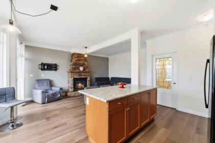 Kitchen Island Photo of 11 2088 Windfield Drive, Abbotsford, BC