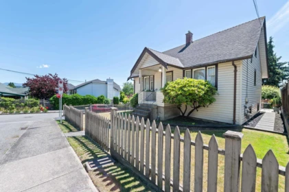 454 Elmer Street, New Westminster, BC, New Westminster — Single Family Residence for sale