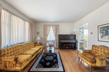 454 Elmer Street, New Westminster, BC, New Westminster — Single Family Residence for sale