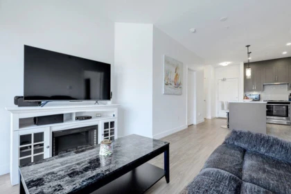 Kitchen Photo of 301 18811 72 Avenue, Surrey, BC