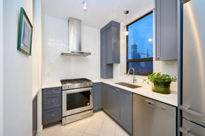 Breakfast Nook Photo of 1701 4567 Hazel Street, Burnaby, BC