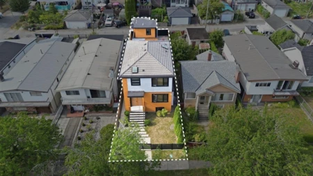 Front Yard Photo of 3123 E 7th Avenue, Vancouver, BC