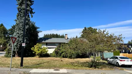 15407 Pacific Avenue, White Rock, BC, White Rock — Single Family Residence for sale