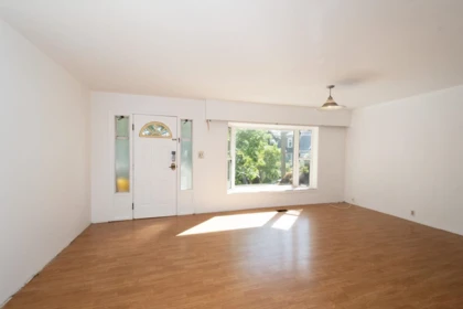 1777 E 4th Avenue, Vancouver, BC, Vancouver — Single Family Residence for sale