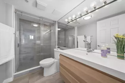 Hallway Photo of 502 1255 Main Street, Vancouver, BC
