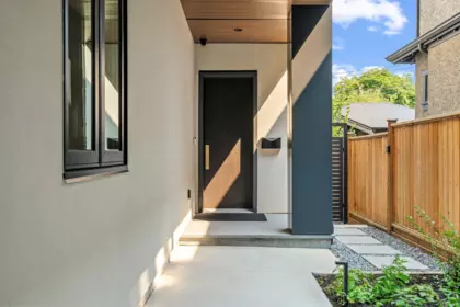 2 3255 W 13th Avenue, Vancouver, BC, Vancouver — Half Duplex for sale