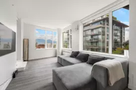 406 209 E 7th Avenue, Vancouver, BC