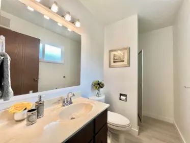 Mudroom Photo of 1205 Cypress Place, Port Moody, BC