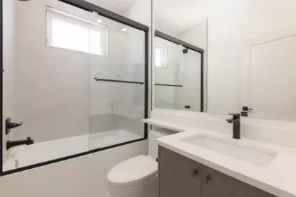 Mudroom Photo of 2 6525 Dufferin Avenue, Burnaby, BC