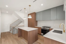 SL 3 2333 E 54th Avenue, Vancouver, BC