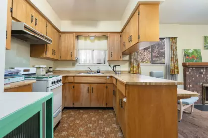 Breakfast Nook Photo of 1594 W 68th Avenue, Vancouver, BC