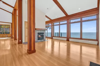 4893 Sunshine Coast Highway, Sechelt, BC, Sechelt — Single Family Residence for sale