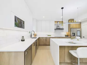 Kitchen Island Photo of 103 3450 Jervis Street, Port Coquitlam, BC