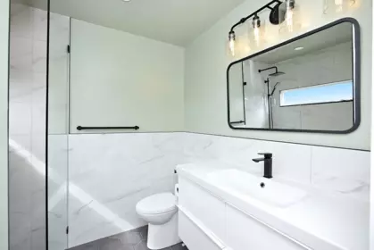 Mudroom Photo of 6447 Samron Road, Sechelt, BC