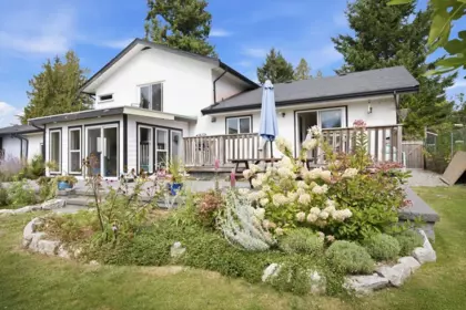 Outdoor Patio Photo of 6447 Samron Road, Sechelt, BC