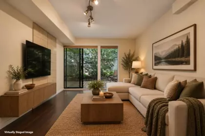 Garden / Landscaping Photo of 2344 Hyannis Drive, North Vancouver, BC